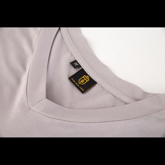 KING NEW YORK, V-NECK T-SHIRT , LIGHT GREY. - Picture 2 of 12